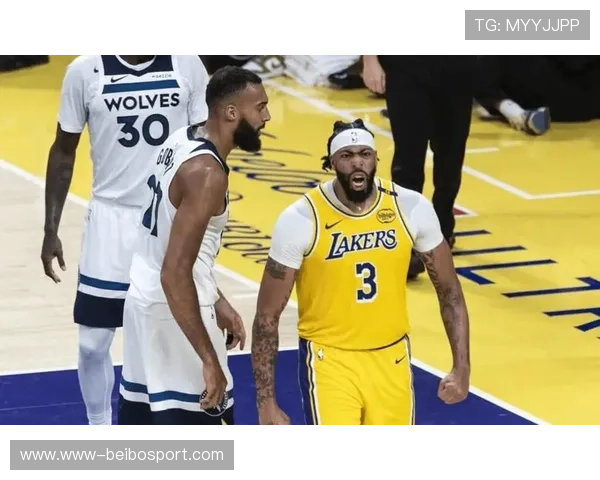 湖人队迎来赛季最大挑战 詹姆斯与浓眉能否带队突破困境