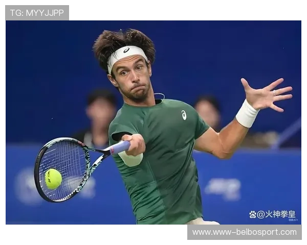 网球赛场风云再起 世界排名变化引发新一轮争夺战